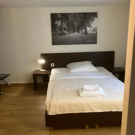 Mercedes Hotel
